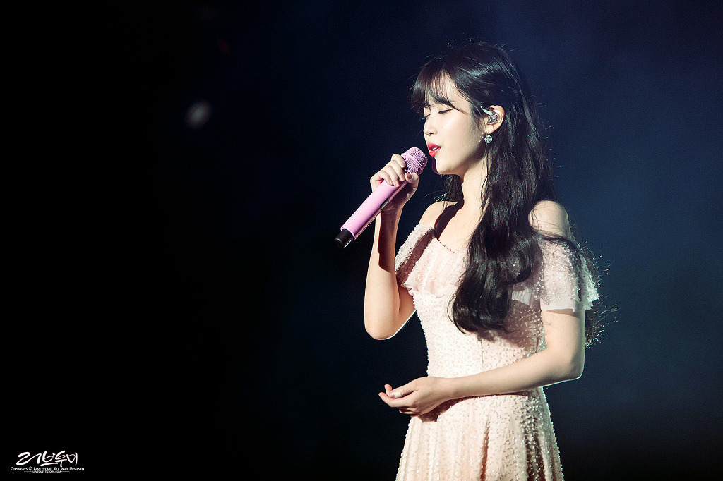 너무너무 예쁜 아이유.jpg | 인스티즈