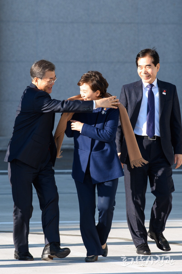 스윗보스인 문대통령.jpg | 인스티즈
