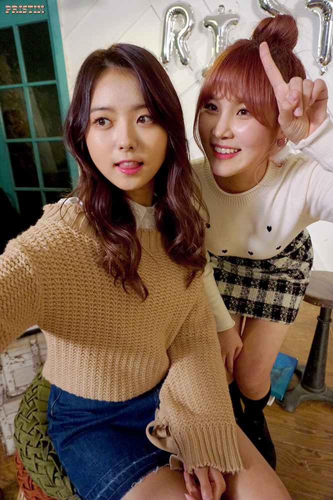 99AF563E5A5AF20C2A521E