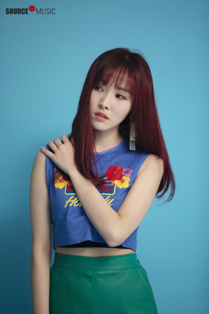 여자친구 여름여름해 자켓사진 촬영 비하인드컷.jpg | 인스티즈