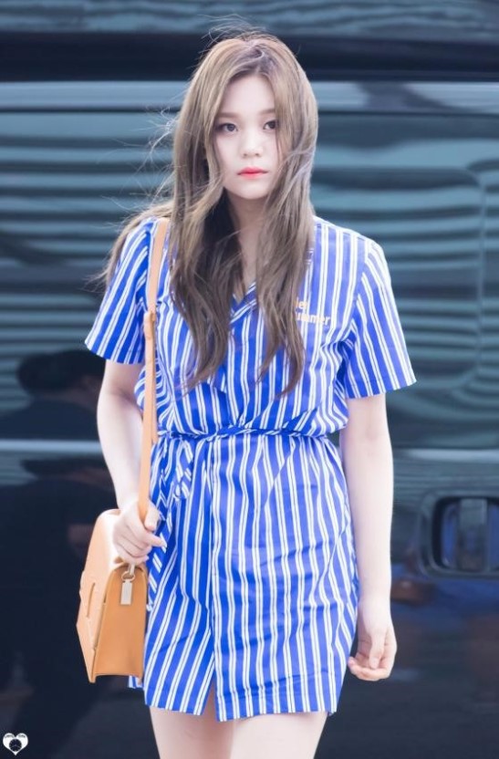 여자친구 엄지 사복패션 | 인스티즈