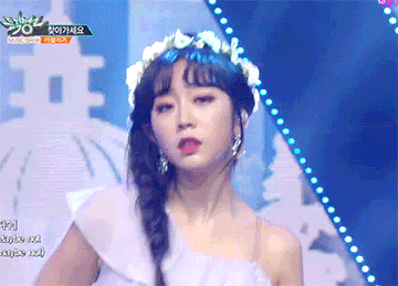 [움짤데이터주의] 오늘자 뮤직뱅크 러블리즈.gif | 인스티즈