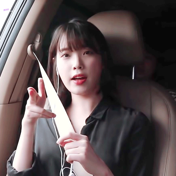 가시나 추는 아이유.gif | 인스티즈