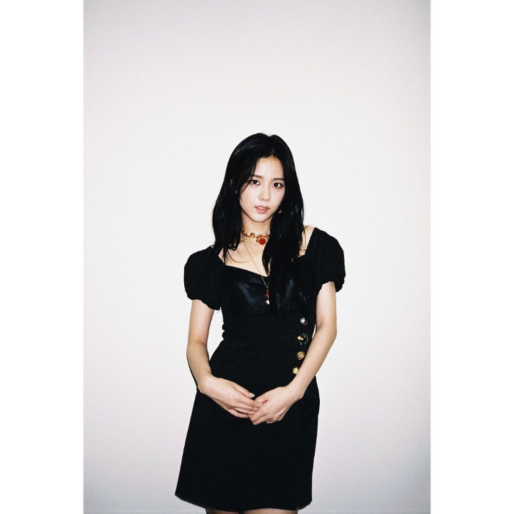 카페에 올라왔던 지수짤포함해 다시 공유하고싶으니 지수 | 인스티즈