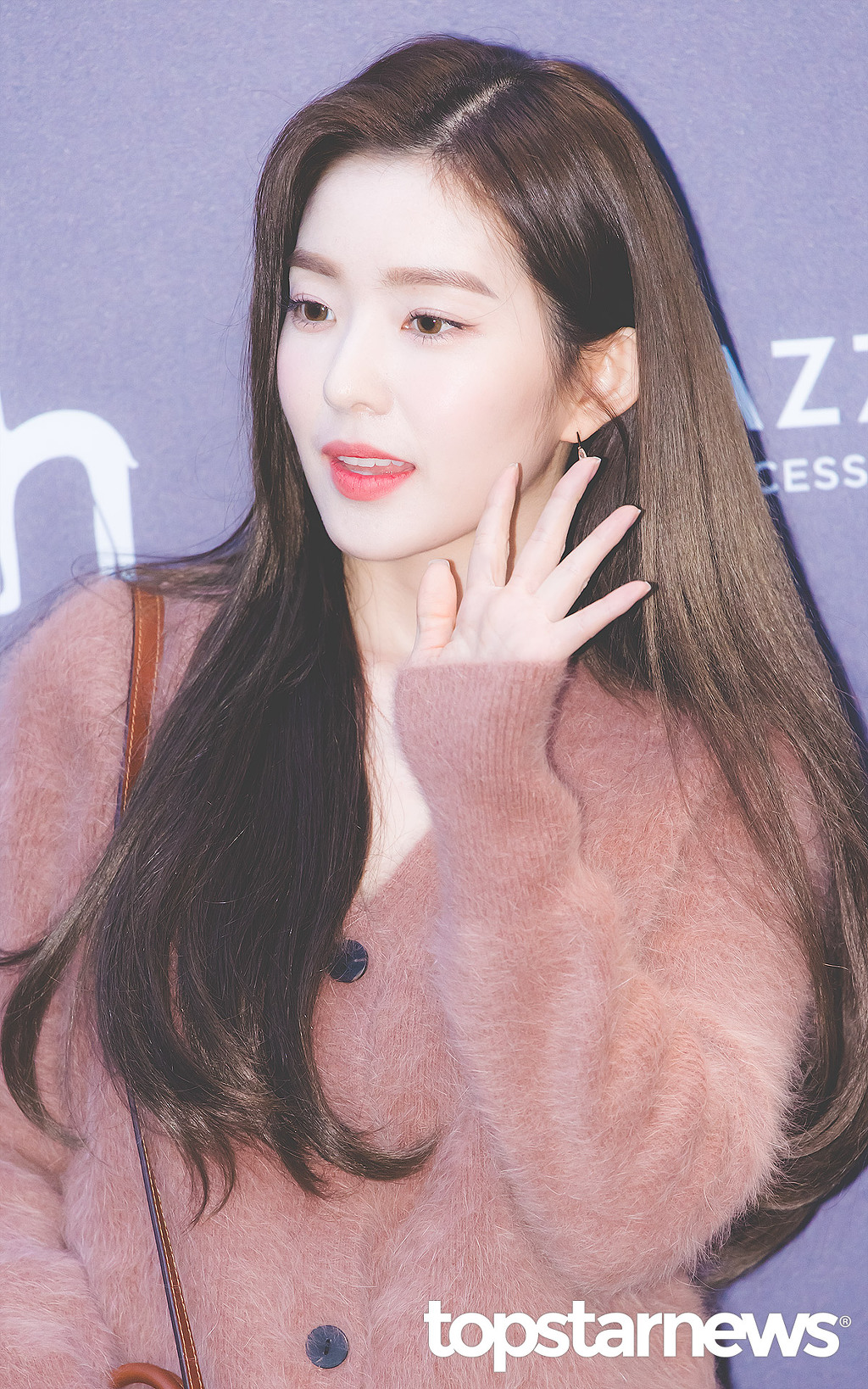 오늘자 헤지스 플래그쉽스토어 행사 레드벨벳 아이린.jpgif | 인스티즈