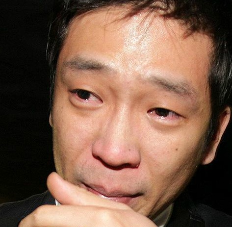 ???? 야 유아인 혼자 전역하냐 어 이가 없네 | 인스티즈