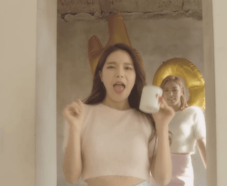 끼부리는 마마무 솔라 | 인스티즈