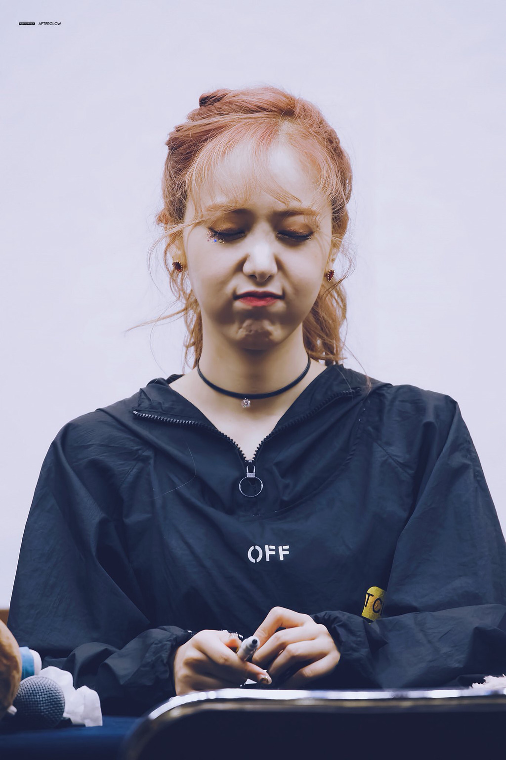[여자친구] 통장이 텅장이 되어가고 있어서 신비 | 인스티즈