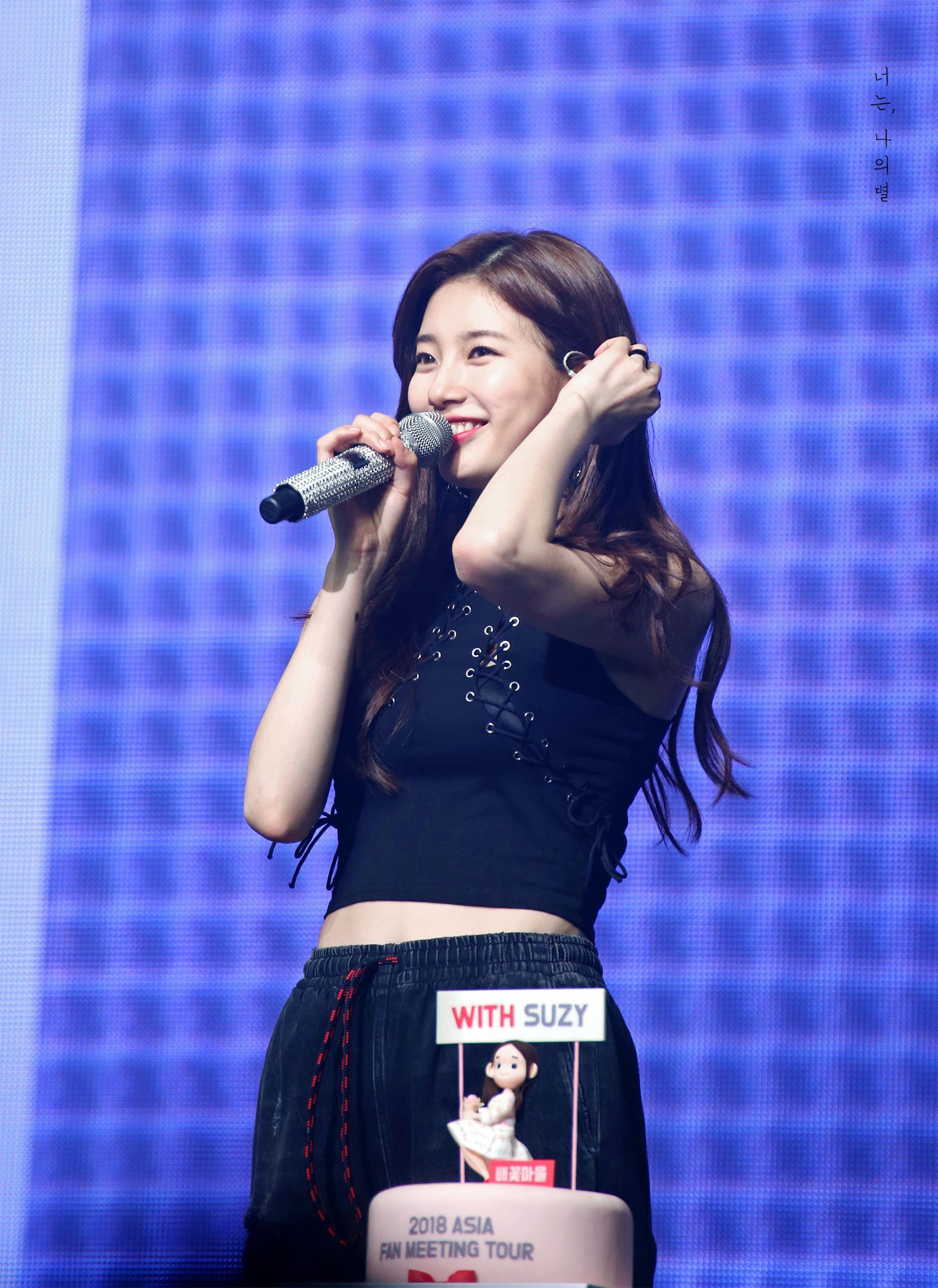 오늘이 생일인 수지.jpgif | 인스티즈